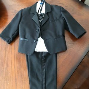 Boys tuxedo